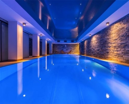 PiscineSpa - Piscina A Sfioro A Forma Rettangolare